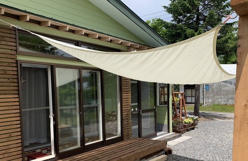 Shiraoi House | Wooden house in nature Takeura