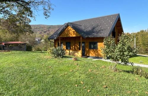 Seliste Dreznicko Apartment | Wooden Villa Old Oak Plitvice Lakes