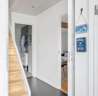 Vollsjo House | Woodfield Cottage Skåne