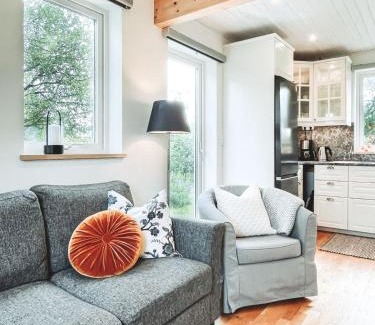 Vollsjo House | Woodfield Cottage Skåne
