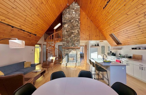 Sharon House | Woodland A-Frame