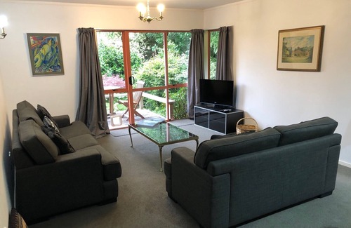Hamilton House | Woodland Cottage, private, secluded accommodation