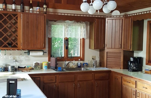 Naples House | Woodland Hideaway a Peaceful Finger Lakes 2 bedroom 1.5 bath home in Naples NY