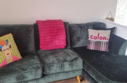 Llanteg House | Woodland Lodge, Llanteglos Estate