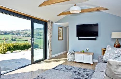 Axminster House | Woodland View Lodge