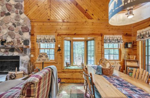 Town of Westfield House | Woodlands Cabin Retreat in Oxford cabin