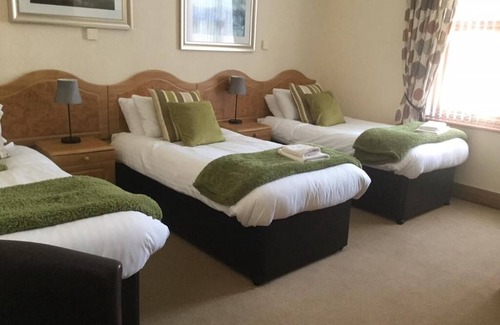 Crosby Bed & Breakfast | Woodlands Guest House