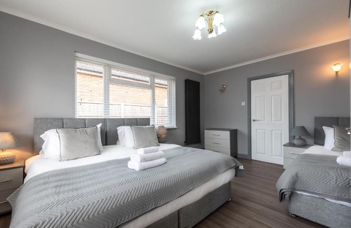 Reading House | Woodley house