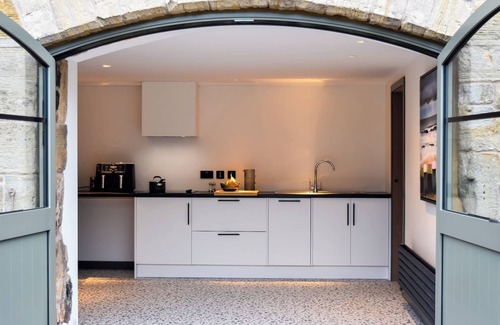 Newburgh House | Woodmill Arches-1 Bed Barn-Sleeps 2-Parking