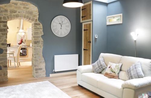 Aymestrey House | Woodpecker Cottage
