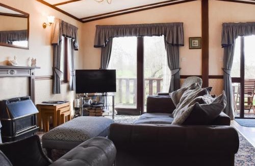Poulton-le-Fylde House | Woodpecker Lodge - Uk49149