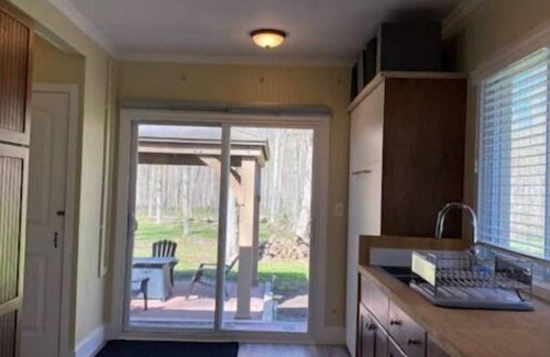 Sherkston Cottage | Woodsandwaves Cottage Retreat