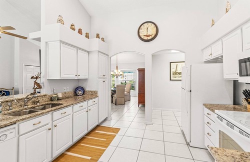 Lecanto House | Woodside Pool Retreat