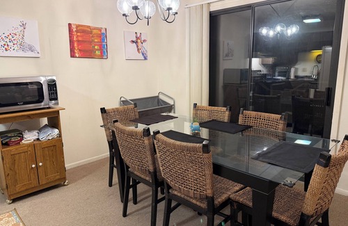 Bronston Condo | Woodson Bend Condo. Golf, Pool, Restaurant, Entertainment & More! Near Burnside.