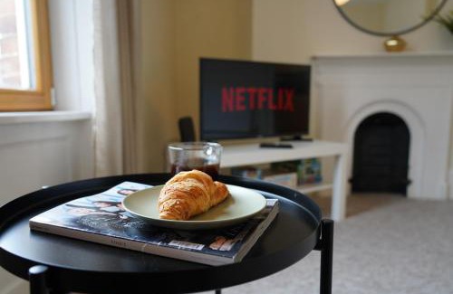 Woodstock Apartment | Woodstock Oxford Street- Entire Cosy Apartment- 5 mins to Blenheim Palace