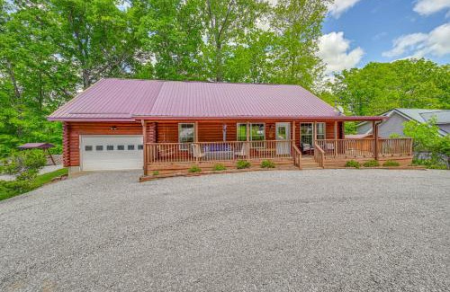 Sloans Valley House | Woodsy Kentucky Escape with Game Room and Lake Access!