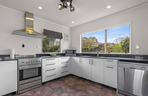 Nukuhau House | Woodward House Taupo