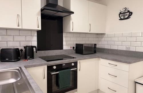 Cheslyn Hay House | Woody Bank by GB Short Stays