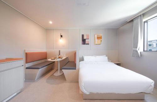 Suwon Hotel | Workers Hotel Ansan by Aank