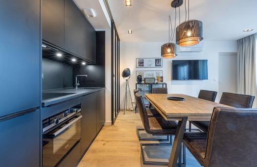 Bercy Apartment | Workshop, 2Ch/2Sdb, sleeps 6