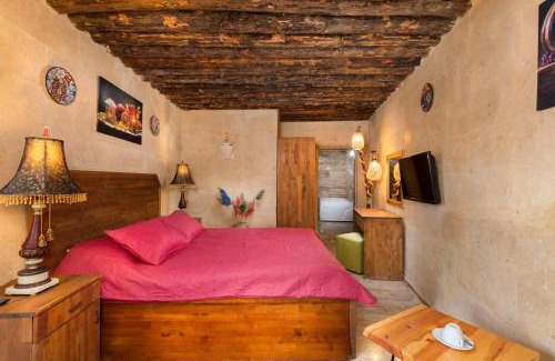 Mustafapasa Hotel | World Cave House - Hotel & Swimming Pool