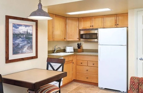 Canmore Condo | Worldmark Canmore Banff: Studio Resort Suite