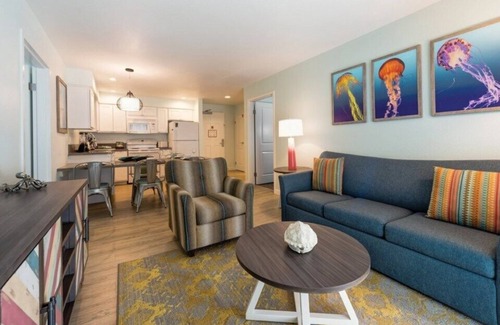 Mission Valley Hotel | WorldMark Mission Valley - 2 Bedroom Accessible