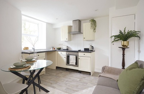 Ryde Apartment | Wrafton House, Apartment 1