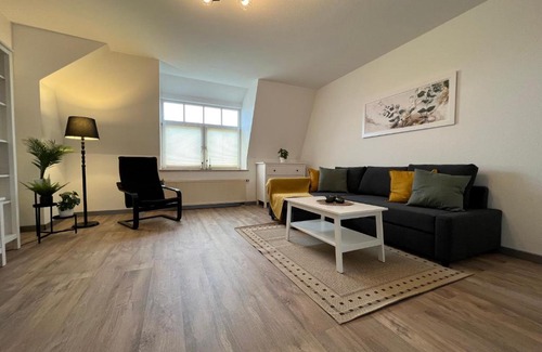 Plauen Apartment | Wunderschöne Wohnung mit Balkon in Plauen