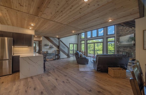 Wright City Ski Chalet | Wundersee Point by Innsbrook Vacations!