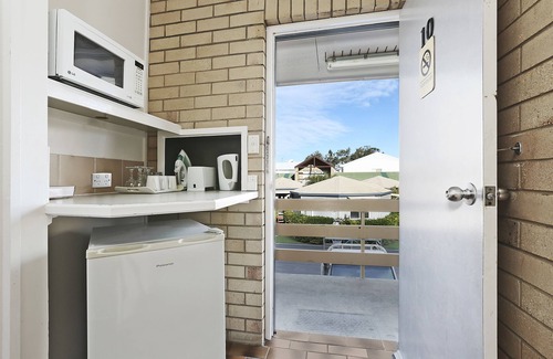 Maroochydore Hotel | Wunpalm Motel & Holiday Cabins