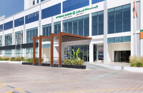 Al Khuwair Hotel | Wyndham Garden Muscat Al Khuwair
