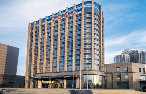 Wang Cheng Hotel | Wyndham Grand Plaza Royale Lugu Changsha