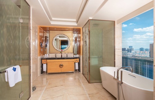 Xishan Hotel | Wyndham Grand Plaza Royale Colorful Yunnan Kunming