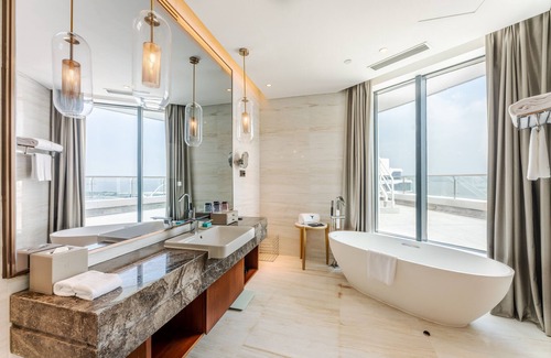 Huli Hotel | Wyndham Grand Plaza Royale Yuzhou Xiamen