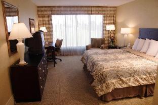 Witmer Resort | Wyndham Lancaster Resort and Convention Center