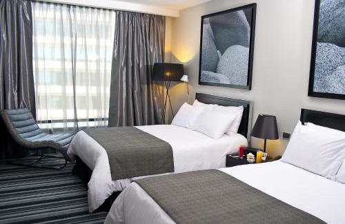 La Dehesa Hotel | Wyndham Santiago Pettra