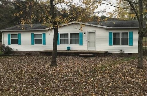 Mariah Hill House | X Marks the Spot(Blue)1.5 miles from Holiday World