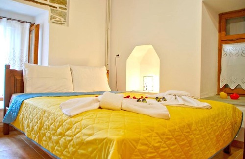 Afetai House | Xirafis Apartments