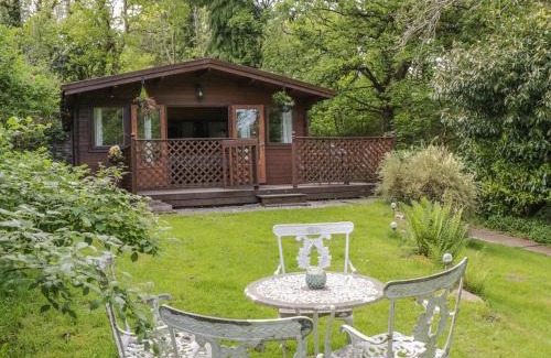 Henryd House | Y Caban