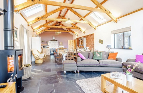 Llandissilio West Cottage | Y Glowty Newydd - UK31701