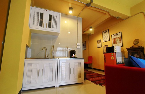 Chang Moi Apartment | #YA Apartment on the famous LOY-KROH ROAD, between Night Bazar and The Old City