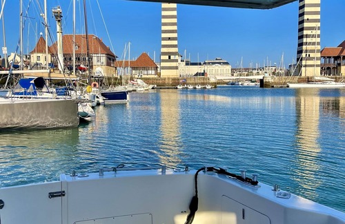 Trouville-sur-Mer Boat Rental | Yacht Privé Deauville