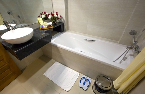 Mandalay Hotel | Yadanarpon Dynasty Hotel