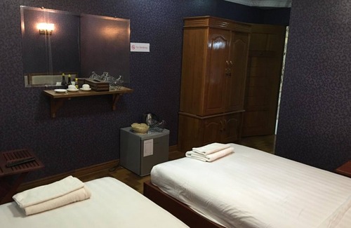 Insein Hotel | Yaewaddy Motel
