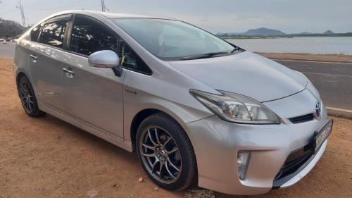 Yodakandiya Boat Rental | Yala Budget Taxi & Tours