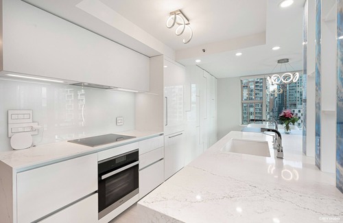 Downtown Vancouver House | Yaletown DT - 2 BR Paradise w/Water View