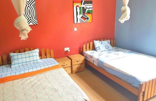 Gikondo House | Yambi Guesthouse