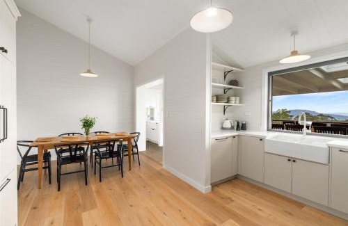 Mittagong House | Yambora Luxe hideaway with fireplace and amazing views