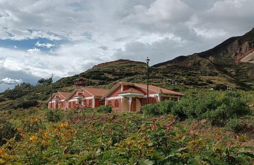 Sangarara House | Yanampampa Lodge